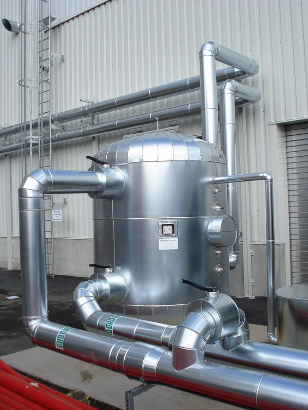 Kaltwasseranlage zur Extruderkühlung inkl. ca. 250m Rohrnetz, hydraulischer Weiche, Sekundärpumpen und Wärmetauschern Kälteleistung 720KW Wassertemperatur 2°C